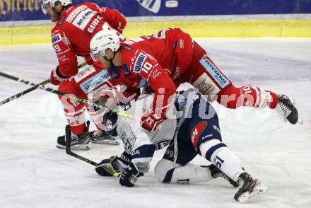 EBEL. Eishockey Bundesliga. KAC gegen	Fehervar AV19. Thomas Vallant, (KAC), Timothy Campbell   (Fehervar). Klagenfurt, am 7.3.2021.
Foto: Kuess
www.qspictures.net

---
pressefotos, pressefotografie, kuess, qs, qspictures, sport, bild, bilder, bilddatenbank