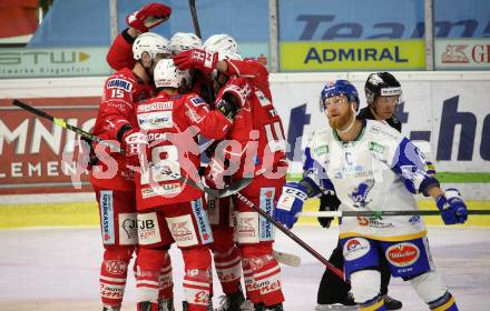 EBEL. Eishockey Bundesliga. KAC gegen	VSV. Torjubel Blaz Gregorc, Nicholas Eric Petersen, Matthew Fraser, Rok Ticar, Thomas Koch (KAC). Klagenfurt, am 12.3.2021.
Foto: Kuess
www.qspictures.net

---
pressefotos, pressefotografie, kuess, qs, qspictures, sport, bild, bilder, bilddatenbank