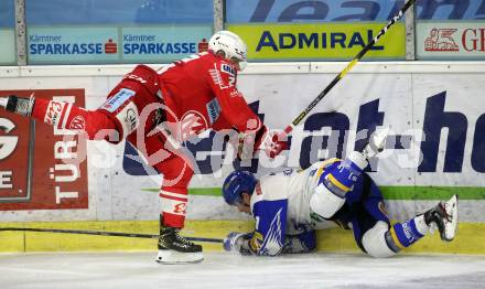 EBEL. Eishockey Bundesliga. KAC gegen	VSV.  Manuel Geier,  (KAC),   Scott Kosmachuk (VSV). Klagenfurt, am 12.3.2021.
Foto: Kuess
www.qspictures.net

---
pressefotos, pressefotografie, kuess, qs, qspictures, sport, bild, bilder, bilddatenbank