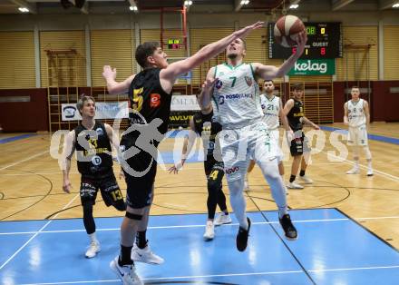 Basketball Zweite Liga 2020/2021. Grunddurchgang 22. Runde. KOS Celovec gegen  Guessing/Jennersdorf Blackbirds. Anze Kos,  (KOS Celovec),  Sebastian Koch (Blackbirds). Klagenfurt, am 13.3.2021.
Foto: Kuess
www.qspictures.net

---
pressefotos, pressefotografie, kuess, qs, qspictures, sport, bild, bilder, bilddatenbank