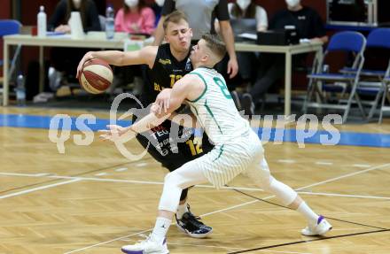 Basketball Zweite Liga 2020/2021. Grunddurchgang 22. Runde. KOS Celovec gegen  Guessing/Jennersdorf Blackbirds. Jernej Andolsek Heine,  (KOS Celovec), Mate Horvath (Blackbirds). Klagenfurt, am 13.3.2021.
Foto: Kuess
www.qspictures.net

---
pressefotos, pressefotografie, kuess, qs, qspictures, sport, bild, bilder, bilddatenbank