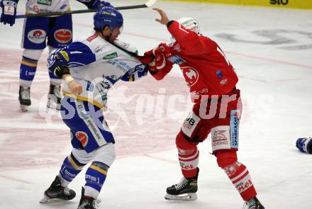 EBEL. Eishockey Bundesliga. VSV gegen KAC. Scott Kosmachuk, (VSV),   Rok Ticar  (KAC). Villach, am 14.3.2021.
Foto: Kuess
www.qspictures.net
---
pressefotos, pressefotografie, kuess, qs, qspictures, sport, bild, bilder, bilddatenbank