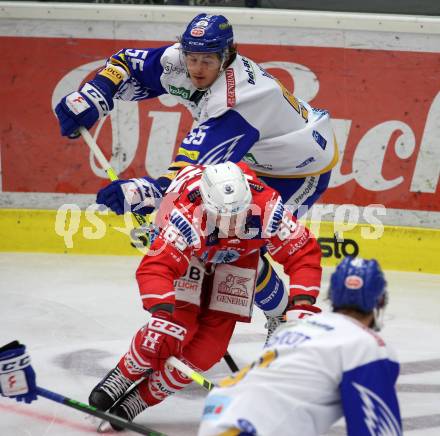 EBEL. Eishockey Bundesliga. VSV gegen KAC.  Raphael Wolf, (VSV), Michael Kernberger  (KAC). Villach, am 14.3.2021.
Foto: Kuess
www.qspictures.net
---
pressefotos, pressefotografie, kuess, qs, qspictures, sport, bild, bilder, bilddatenbank