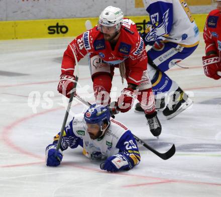 EBEL. Eishockey Bundesliga. VSV gegen KAC. Sahir Gill,   (VSV), Steven Strong (KAC). Villach, am 14.3.2021.
Foto: Kuess
www.qspictures.net
---
pressefotos, pressefotografie, kuess, qs, qspictures, sport, bild, bilder, bilddatenbank