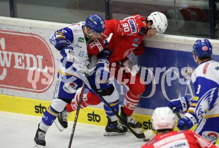 EBEL. Eishockey Bundesliga. VSV gegen KAC. Sebastian Zauner,  (VSV),  Matthew Fraser  (KAC). Villach, am 14.3.2021.
Foto: Kuess
www.qspictures.net
---
pressefotos, pressefotografie, kuess, qs, qspictures, sport, bild, bilder, bilddatenbank