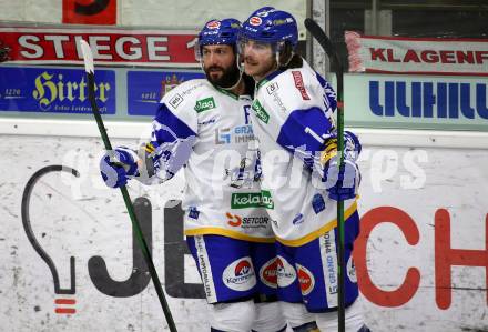 EBEL. Eishockey Bundesliga. KAC gegen	VSV. Torjubel Jerry Pollastrone, Chris Collins  (VSV). Klagenfurt, am 16.3.2021.
Foto: Kuess
www.qspictures.net

---
pressefotos, pressefotografie, kuess, qs, qspictures, sport, bild, bilder, bilddatenbank