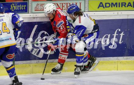 EBEL. Eishockey Bundesliga. KAC gegen	VSV. Manuel Geier, (KAC), Chris Collins   (VSV). Klagenfurt, am 16.3.2021.
Foto: Kuess
www.qspictures.net

---
pressefotos, pressefotografie, kuess, qs, qspictures, sport, bild, bilder, bilddatenbank