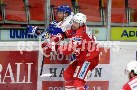 EBEL. Eishockey Bundesliga. KAC gegen	VSV.  Nicholas ERic Petersen,  (KAC), Kevin Schmidt  (VSV). Klagenfurt, am 16.3.2021.
Foto: Kuess
www.qspictures.net

---
pressefotos, pressefotografie, kuess, qs, qspictures, sport, bild, bilder, bilddatenbank