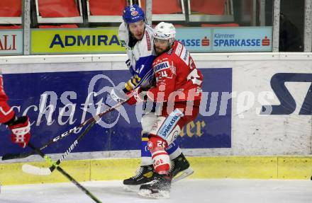 EBEL. Eishockey Bundesliga. KAC gegen	VSV. Steven Strong, (KAC),   Jordan Caron  (VSV). Klagenfurt, am 16.3.2021.
Foto: Kuess
www.qspictures.net

---
pressefotos, pressefotografie, kuess, qs, qspictures, sport, bild, bilder, bilddatenbank