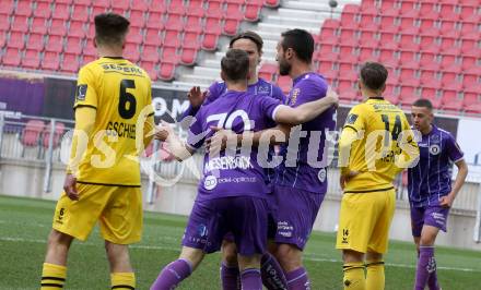 Fussball 2. Liga. SK Austria Klagenfurt gegen  Kapfenberger SV. Torjubel Fabian Miesenboeck, Markus Pink,  (Klagenfurt). Klagenfurt, am 9.4.2021.
Foto: Kuess
www.qspictures.net
---
pressefotos, pressefotografie, kuess, qs, qspictures, sport, bild, bilder, bilddatenbank