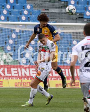 Fussball. Bundesliga. RZ Pellets WAC gegen FC Red Bull Salzburg. Dejan Joveljic,  (WAC), Andre Ramalho Silva  (Salzburg). Wolfsberg, am 25.4.2021.
Foto: Kuess
www.qspictures.net

---
pressefotos, pressefotografie, kuess, qs, qspictures, sport, bild, bilder, bilddatenbank