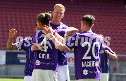 Fussball 2. Liga. SK Austria Klagenfurt gegen FC Juniors OOE. Torjubel Patrick Greil, Tim Maciejewski, Christopher Cvetko (Klagenfurt). Klagenfurt, am 9.5.2021.
Foto: Kuess
www.qspictures.net
---
pressefotos, pressefotografie, kuess, qs, qspictures, sport, bild, bilder, bilddatenbank