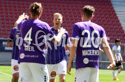 Fussball 2. Liga. SK Austria Klagenfurt gegen FC Juniors OOE. Torjubel Patrick Greil, Tim Maciejewski, Christopher Cvetko (Klagenfurt). Klagenfurt, am 9.5.2021.
Foto: Kuess
www.qspictures.net
---
pressefotos, pressefotografie, kuess, qs, qspictures, sport, bild, bilder, bilddatenbank