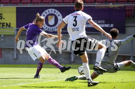 Fussball 2. Liga. SK Austria Klagenfurt gegen FC Juniors OOE.  Patrick Greil,  (Klagenfurt), Erwin Softic, Tobias Okiki Lawal  (Juniors). Klagenfurt, am 9.5.2021.
Foto: Kuess
www.qspictures.net
---
pressefotos, pressefotografie, kuess, qs, qspictures, sport, bild, bilder, bilddatenbank