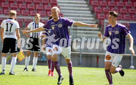 Fussball 2. Liga. SK Austria Klagenfurt gegen FC Juniors OOE.  Torjubel Patrick Greil, Tim Maciejewski (Klagenfurt). Klagenfurt, am 9.5.2021.
Foto: Kuess
www.qspictures.net
---
pressefotos, pressefotografie, kuess, qs, qspictures, sport, bild, bilder, bilddatenbank