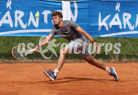 Tennis. OETV Challenge Serie.  Thomas Zych. Poertschach, am 29.4.2021.
Foto: Kuess
www.qspictures.net

---
pressefotos, pressefotografie, kuess, qs, qspictures, sport, bild, bilder, bilddatenbank