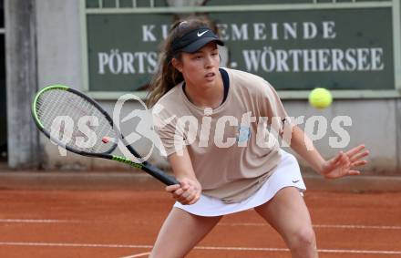 Tennis. OETV Challenge Serie.  Emma Tagger. Poertschach, am 29.4.2021.
Foto: Kuess
www.qspictures.net

---
pressefotos, pressefotografie, kuess, qs, qspictures, sport, bild, bilder, bilddatenbank