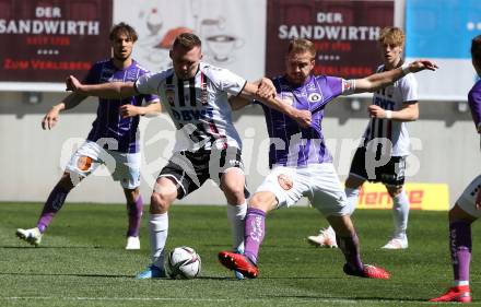 Fussball 2. Liga. SK Austria Klagenfurt gegen FC Juniors OOE. Markus Rusek,  (Klagenfurt), Mirsad Sulejmanovic (Juniors). Klagenfurt, am 9.5.2021.
Foto: Kuess
www.qspictures.net
---
pressefotos, pressefotografie, kuess, qs, qspictures, sport, bild, bilder, bilddatenbank