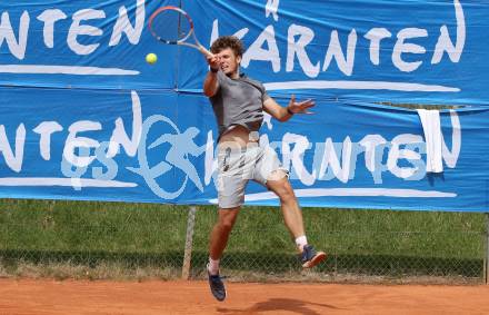 Tennis. OETV Challenge Serie.  Thomas Zych. Poertschach, am 29.4.2021.
Foto: Kuess
www.qspictures.net

---
pressefotos, pressefotografie, kuess, qs, qspictures, sport, bild, bilder, bilddatenbank