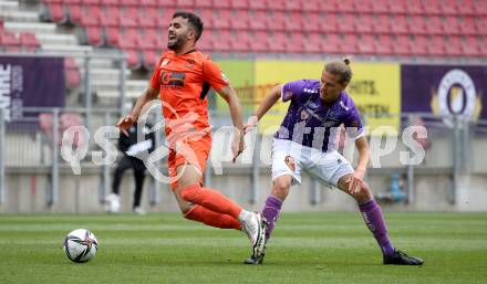 Fussball 2. Liga. SK Austria Klagenfurt gegen SV Horn. Patrick Greil,   (Klagenfurt), Denizcan Cosgun  (Horn). Klagenfurt, am 16.5.2021.
Foto: Kuess
www.qspictures.net
---
pressefotos, pressefotografie, kuess, qs, qspictures, sport, bild, bilder, bilddatenbank