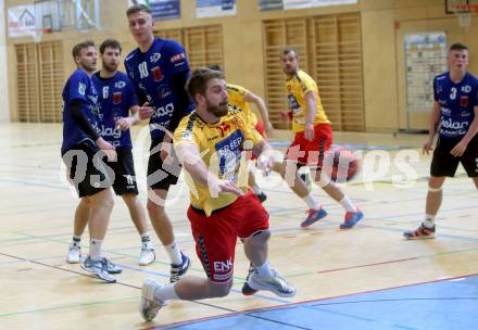 Handball spusu Liga. SC Ferlach gegen UHK Krems. Rudi Bobas (Ferlach),  Fabian Posch (Krems). Ferlach, am 15.5.2021.
Foto: Kuess
www.qspictures.net
---
pressefotos, pressefotografie, kuess, qs, qspictures, sport, bild, bilder, bilddatenbank