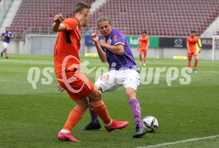 Fussball 2. Liga. SK Austria Klagenfurt gegen SV Horn.  Patrick Greil,  (Klagenfurt), Juergen Bauer  (Horn). Klagenfurt, am 16.5.2021.
Foto: Kuess
www.qspictures.net
---
pressefotos, pressefotografie, kuess, qs, qspictures, sport, bild, bilder, bilddatenbank