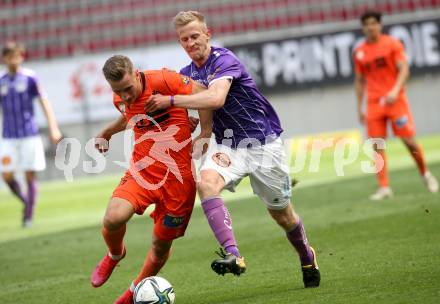 Fussball 2. Liga. SK Austria Klagenfurt gegen SV Horn.  Christopher CVetko,  (Klagenfurt), Juergen Bauer  (Horn). Klagenfurt, am 16.5.2021.
Foto: Kuess
www.qspictures.net
---
pressefotos, pressefotografie, kuess, qs, qspictures, sport, bild, bilder, bilddatenbank