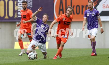 Fussball 2. Liga. SK Austria Klagenfurt gegen SV Horn.  Fabian Miesenboeck,  (Klagenfurt), Juergen Bauer  (Horn). Klagenfurt, am 16.5.2021.
Foto: Kuess
www.qspictures.net
---
pressefotos, pressefotografie, kuess, qs, qspictures, sport, bild, bilder, bilddatenbank