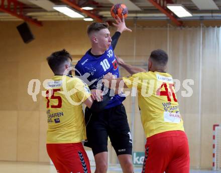 Handball spusu Liga. SC Ferlach gegen UHK Krems. Rudi Bobas (Ferlach), Kenan Hasecic, Oliver Nikic (Krems). Ferlach, am 15.5.2021.
Foto: Kuess
www.qspictures.net
---
pressefotos, pressefotografie, kuess, qs, qspictures, sport, bild, bilder, bilddatenbank