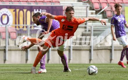 Fussball 2. Liga. SK Austria Klagenfurt gegen SV Horn.  Markus Pink,  (Klagenfurt),  Julian Klar (Horn). Klagenfurt, am 16.5.2021.
Foto: Kuess
www.qspictures.net
---
pressefotos, pressefotografie, kuess, qs, qspictures, sport, bild, bilder, bilddatenbank