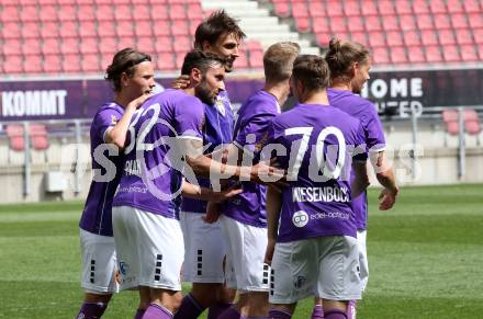 Fussball 2. Liga. SK Austria Klagenfurt gegen SV Horn.  Torjubel Markus Pink, Fabian Miesenboeck, Patrick Greil, Christopher Cvetko, Thorsten Mahrer, Alex Timossi Andersson (Klagenfurt). Klagenfurt, am 16.5.2021.
Foto: Kuess
www.qspictures.net
---
pressefotos, pressefotografie, kuess, qs, qspictures, sport, bild, bilder, bilddatenbank