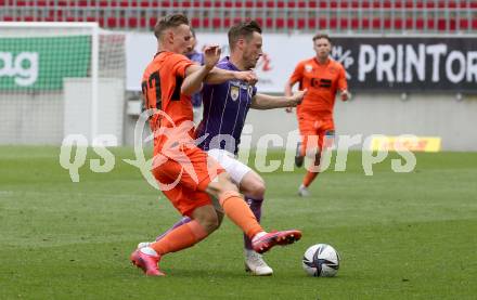 Fussball 2. Liga. SK Austria Klagenfurt gegen SV Horn.  Fabian Misenboeck,  (Klagenfurt),  Juergen Bauer (Horn). Klagenfurt, am 16.5.2021.
Foto: Kuess
www.qspictures.net
---
pressefotos, pressefotografie, kuess, qs, qspictures, sport, bild, bilder, bilddatenbank