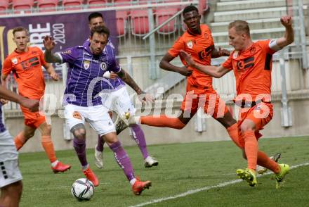 Fussball 2. Liga. SK Austria Klagenfurt gegen SV Horn. Philipp Huetter,  (Klagenfurt),  Florian Sittsam  (Horn). Klagenfurt, am 16.5.2021.
Foto: Kuess
www.qspictures.net
---
pressefotos, pressefotografie, kuess, qs, qspictures, sport, bild, bilder, bilddatenbank