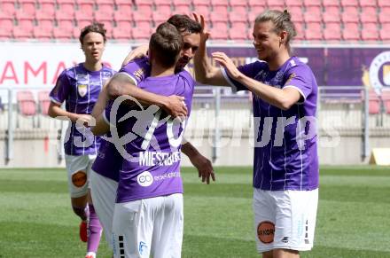 Fussball 2. Liga. SK Austria Klagenfurt gegen SV Horn.  Torjubel Markus Pink, Fabian Miesenboeck, Patrick Greil (Klagenfurt). Klagenfurt, am 16.5.2021.
Foto: Kuess
www.qspictures.net
---
pressefotos, pressefotografie, kuess, qs, qspictures, sport, bild, bilder, bilddatenbank