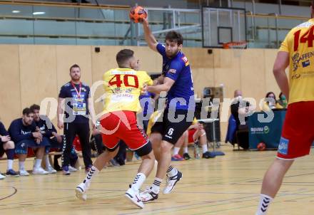 Handball spusu Liga. SC Ferlach gegen UHK Krems. Leander Krobath (Ferlach), Oliver NIKIC (Krems). Ferlach, am 15.5.2021.
Foto: Kuess
www.qspictures.net
---
pressefotos, pressefotografie, kuess, qs, qspictures, sport, bild, bilder, bilddatenbank