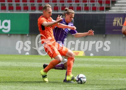 Fussball 2. Liga. SK Austria Klagenfurt gegen SV Horn.  Patrick Greil,  (Klagenfurt),  Florian Sittsam (Horn). Klagenfurt, am 16.5.2021.
Foto: Kuess
www.qspictures.net
---
pressefotos, pressefotografie, kuess, qs, qspictures, sport, bild, bilder, bilddatenbank