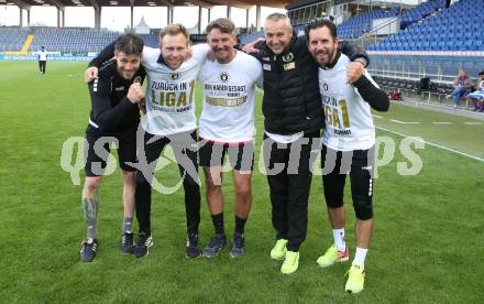 Fussball. Bundesliga Relegation. St. Poelten gegen SK Austria Klagenfurt .   Meisterjubel Austria Klagenfurt.  Trainerteam. Manuel Trattnig, Martin Lassnig, Thomas Lenuweit, Peter Pacult, Sandro Zakany. Klagenfurt, am 29.5.2021.
Foto: Kuess
www.qspictures.net
---
pressefotos, pressefotografie, kuess, qs, qspictures, sport, bild, bilder, bilddatenbank