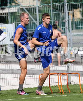 Fussball. Bundesliga. Training. SK Austria Klagenfurt. Benjamin Hadzic, Ivan Saravanja. Klagenfurt, am 21.6.2021.
Foto: Kuess
www.qspictures.net
---
pressefotos, pressefotografie, kuess, qs, qspictures, sport, bild, bilder, bilddatenbank