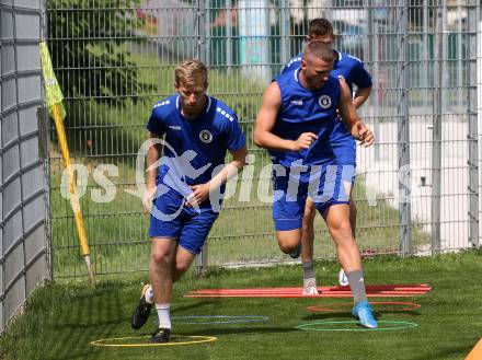 Fussball. Bundesliga. Training. SK Austria Klagenfurt .   Christopher Cvetko, Turgay Gemicibasi . Klagenfurt, am 21.6.2021.
Foto: Kuess
www.qspictures.net
---
pressefotos, pressefotografie, kuess, qs, qspictures, sport, bild, bilder, bilddatenbank