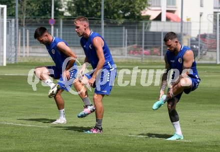 Fussball. Bundesliga. Training. SK Austria Klagenfurt. Darijo Pecirep, Benjamin Hadzic, Philipp Huetter. Klagenfurt, am 21.6.2021.
Foto: Kuess
www.qspictures.net
---
pressefotos, pressefotografie, kuess, qs, qspictures, sport, bild, bilder, bilddatenbank