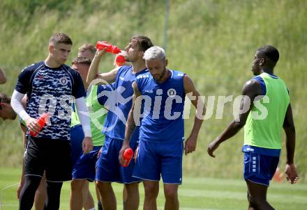 Fussball. Bundesliga. Training. SK Austria Klagenfurt .   . Klagenfurt, am 21.6.2021.
Foto: Kuess
www.qspictures.net
---
pressefotos, pressefotografie, kuess, qs, qspictures, sport, bild, bilder, bilddatenbank