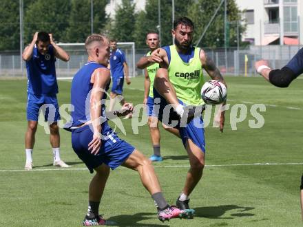 Fussball. Bundesliga. Training. SK Austria Klagenfurt. Benjamin Hadzic, Kosmas Gkezos. Klagenfurt, am 21.6.2021.
Foto: Kuess
www.qspictures.net
---
pressefotos, pressefotografie, kuess, qs, qspictures, sport, bild, bilder, bilddatenbank