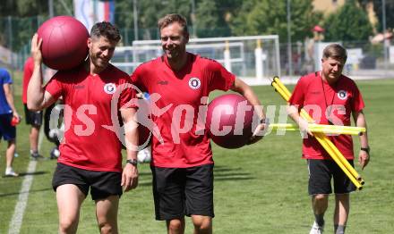 Fussball. Bundesliga. Training. SK Austria Klagenfurt .  Athletiktrainer Manuel Trattnig, Co-Trainer Martin Lassnig, Co-Trainer Wolfgang Schellenberg . Klagenfurt, am 23.6.2021.
Foto: Kuess
www.qspictures.net
---
pressefotos, pressefotografie, kuess, qs, qspictures, sport, bild, bilder, bilddatenbank