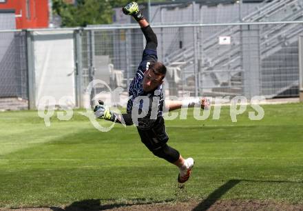 Fussball. Bundesliga. Training. SK Austria Klagenfurt . Lennart Moser . Klagenfurt, am 23.6.2021.
Foto: Kuess
www.qspictures.net
---
pressefotos, pressefotografie, kuess, qs, qspictures, sport, bild, bilder, bilddatenbank