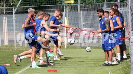 Fussball. Bundesliga. Training. SK Austria Klagenfurt .  Markus Pink, Kosmas Gkezos. Klagenfurt, am 23.6.2021.
Foto: Kuess
www.qspictures.net
---
pressefotos, pressefotografie, kuess, qs, qspictures, sport, bild, bilder, bilddatenbank