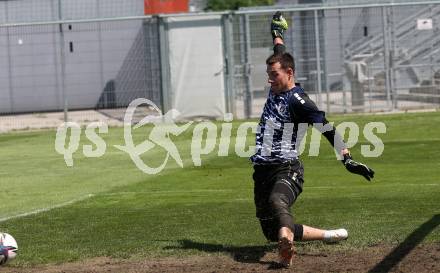 Fussball. Bundesliga. Training. SK Austria Klagenfurt . Lennart Moser . Klagenfurt, am 23.6.2021.
Foto: Kuess
www.qspictures.net
---
pressefotos, pressefotografie, kuess, qs, qspictures, sport, bild, bilder, bilddatenbank