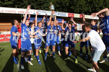 Fussball Kaerntner Liga. SAK gegen Treibach.   Meisterjubel Treibach. KLagenfurt, am 26.6.2021.
Foto: Kuess
---
pressefotos, pressefotografie, kuess, qs, qspictures, sport, bild, bilder, bilddatenbank