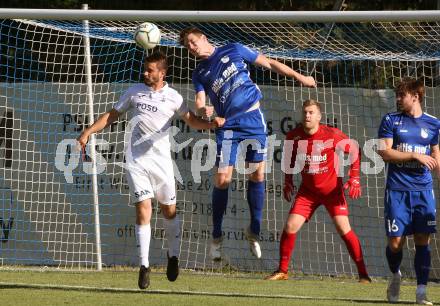 Fussball Kaerntner Liga. SAK gegen Treibach. Patrick Lausegger  (SAK),  Hanno Ulrich Wachernig (Treibach). KLagenfurt, am 26.6.2021.
Foto: Kuess
---
pressefotos, pressefotografie, kuess, qs, qspictures, sport, bild, bilder, bilddatenbank