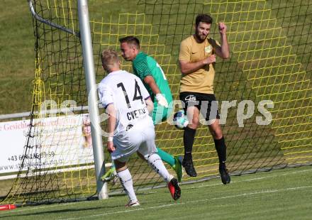 Fussball. Freundschaftsspiel. Koettmannsdorf gegen Austria Klagenfurt.    Werner Ambrosch (Koettmannsdorf), Christopher Brian Cvetko  (Klagenfurt). Klagenfurt, am 28.6.2021.
Foto: Kuess
www.qspictures.net
---
pressefotos, pressefotografie, kuess, qs, qspictures, sport, bild, bilder, bilddatenbank