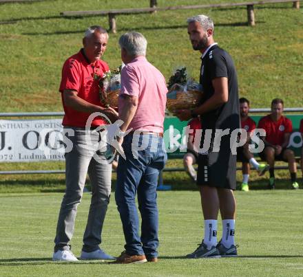 Fussball. Freundschaftsspiel. Koettmannsdorf gegen Austria Klagenfurt.   Buergermeister Josef Liendl (Koettmannsdorf), Trainer Peter Pacult, Markus Pink  (Klagenfurt). Klagenfurt, am 28.6.2021.
Foto: Kuess
www.qspictures.net
---
pressefotos, pressefotografie, kuess, qs, qspictures, sport, bild, bilder, bilddatenbank